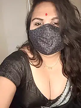 Love-priya online show from 02/19/25, 06:44