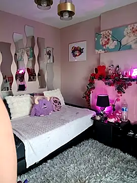 Snapshot of Lia_Roxx chatting on 03/19/25, 05:39 Lia Roxx online show from 03/19/25, 05:39