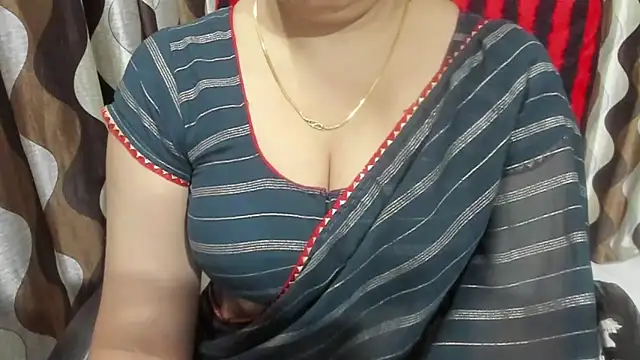 Snapshot of Kaur_Jannat chatting on 11/25/25, 05:57 Kaur Jannat online show from 11/25/25, 05:57