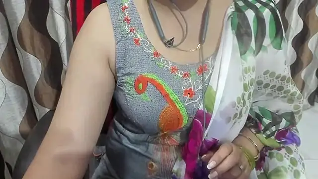 Snapshot of Kaur_Jannat chatting on 12/18/25, 06:03 Kaur Jannat online show from 12/18/25, 06:03