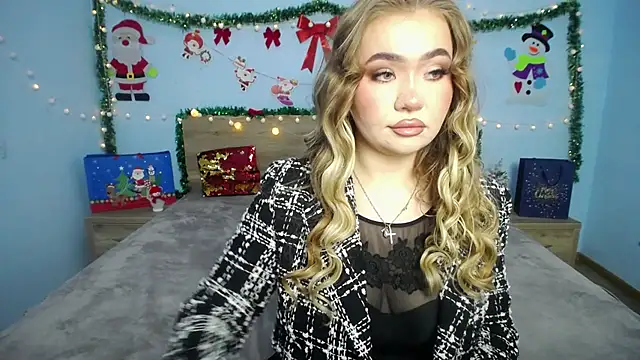 StacyYellig online show from 12/30/24, 08:04