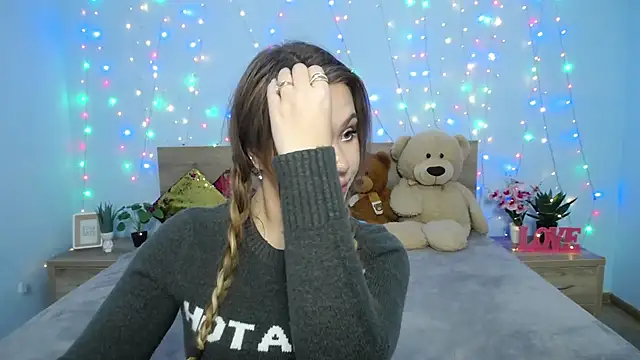 StacyYellig online show from 01/25/25, 11:11