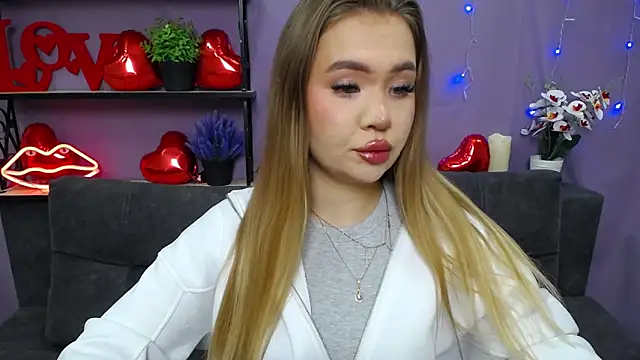 StacyYellig online show from 03/04/25, 11:54