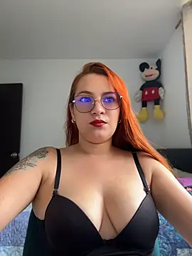 Snapshot of eva__xox chatting on 05/08/26, 08:36 eva xox online show from 05/08/26, 08:36