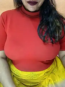 Snapshot of CUTE_SOPHIA- chatting on 12/13/24, 07:32 CUTE SOPHIA- online show from 12/13/24, 07:32