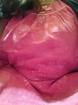 Snapshot of CUTE_SOPHIA- chatting on 12/15/24, 06:07 CUTE SOPHIA- online show from 12/15/24, 06:07