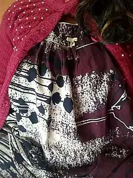 Snapshot of CUTE_SOPHIA- chatting on 12/17/24, 04:56 CUTE SOPHIA- online show from 12/17/24, 04:56