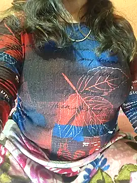 Snapshot of CUTE_SOPHIA- chatting on 12/19/24, 03:18 CUTE SOPHIA- online show from 12/19/24, 03:18