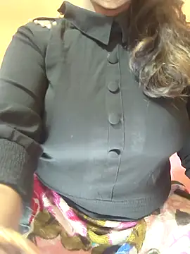 Snapshot of CUTE_SOPHIA- chatting on 12/21/24, 10:17 CUTE SOPHIA- online show from 12/21/24, 10:17