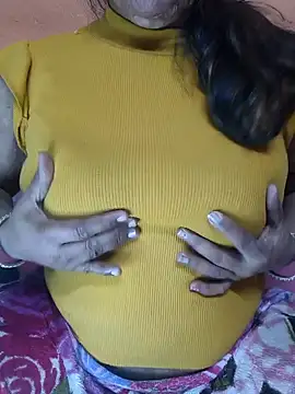 Snapshot of CUTE_SOPHIA- chatting on 12/22/24, 06:48 CUTE SOPHIA- online show from 12/22/24, 06:48