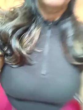 Snapshot of CUTE_SOPHIA- chatting on 01/30/25, 05:19 CUTE SOPHIA- online show from 01/30/25, 05:19