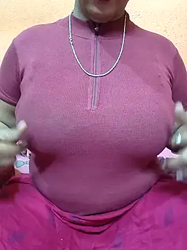 Snapshot of CUTE_SOPHIA- chatting on 01/31/25, 04:03 CUTE SOPHIA- online show from 01/31/25, 04:03