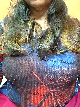 Snapshot of CUTE_SOPHIA- chatting on 02/12/25, 07:02 CUTE SOPHIA- online show from 02/12/25, 07:02