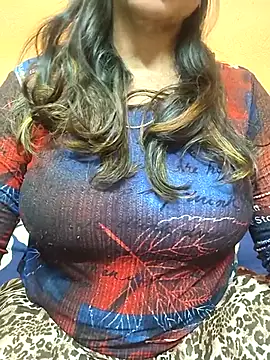 Snapshot of CUTE_SOPHIA- chatting on 02/16/25, 08:11 CUTE SOPHIA- online show from 02/16/25, 08:11