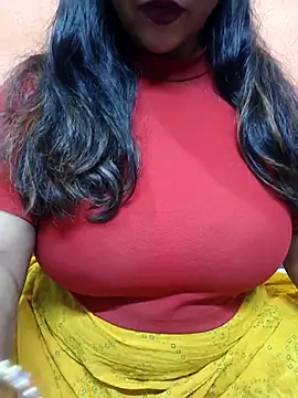 Snapshot of CUTE_SOPHIA- chatting on 03/06/25, 10:47 CUTE SOPHIA- online show from 03/06/25, 10:47