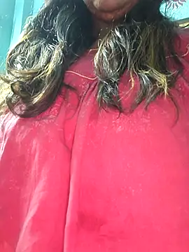 Snapshot of CUTE_SOPHIA- chatting on 03/07/25, 05:08 CUTE SOPHIA- online show from 03/07/25, 05:08