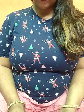 Snapshot of CUTE_SOPHIA- chatting on 03/12/25, 07:38 CUTE SOPHIA- online show from 03/12/25, 07:38