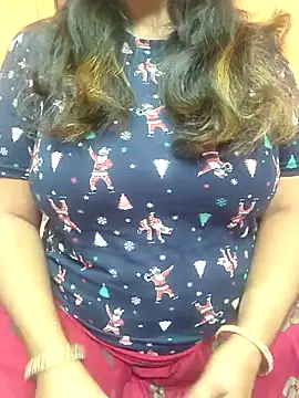 Snapshot of CUTE_SOPHIA- chatting on 03/15/25, 07:38 CUTE SOPHIA- online show from 03/15/25, 07:38