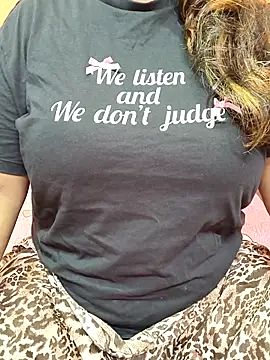 Snapshot of CUTE_SOPHIA- chatting on 09/24/25, 12:47 CUTE SOPHIA- online show from 09/24/25, 12:47