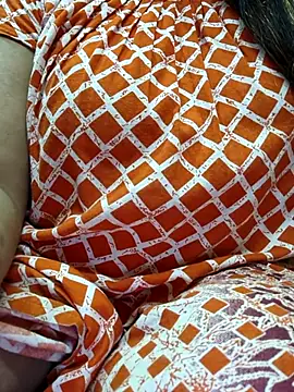 Snapshot of CUTE_SOPHIA- chatting on 09/27/25, 01:49 CUTE SOPHIA- online show from 09/27/25, 01:49