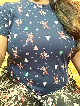 Snapshot of CUTE_SOPHIA- chatting on 10/10/25, 11:48 CUTE SOPHIA- online show from 10/10/25, 11:48