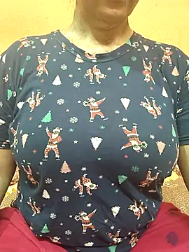 CUTE SOPHIA- online show from 05/17/26, 02:20