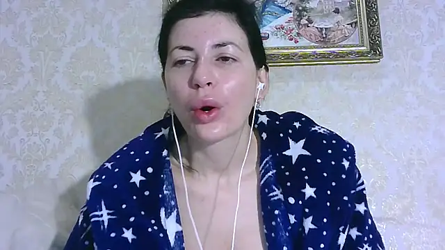 StunnigArt online show from 10/29/25, 02:14