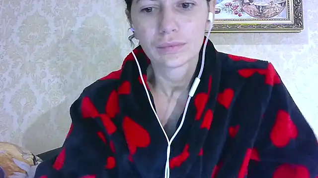 Snapshot of StunnigArt chatting on 04/25/26, 01:19 StunnigArt online show from 04/25/26, 01:19