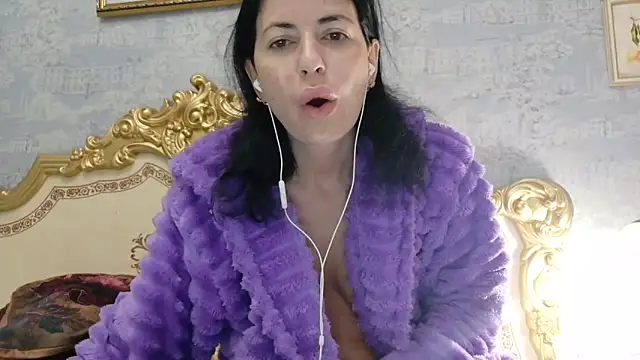 Snapshot of StunnigArt chatting on 06/03/26, 01:19 StunnigArt online show from 06/03/26, 01:19