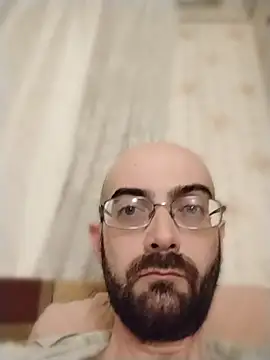 Snapshot of ArsenSavas chatting on 04/12/26, 08:03 ArsenSavas online show from 04/12/26, 08:03