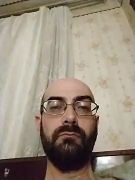 Snapshot of ArsenSavas chatting on 04/19/26, 09:39 ArsenSavas online show from 04/19/26, 09:39