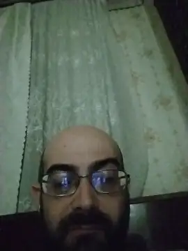 Snapshot of ArsenSavas chatting on 04/24/26, 09:50 ArsenSavas online show from 04/24/26, 09:50