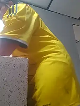 Snapshot of stefanie010 chatting on 01/11/25, 09:46 stefanie010 online show from 01/11/25, 09:46