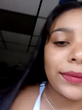 Snapshot of stefanie010 chatting on 01/14/25, 08:37 stefanie010 online show from 01/14/25, 08:37