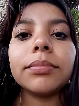 Snapshot of stefanie010 chatting on 01/19/25, 02:49 stefanie010 online show from 01/19/25, 02:49