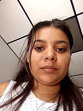 Snapshot of stefanie010 chatting on 09/14/25, 03:33 stefanie010 online show from 09/14/25, 03:33