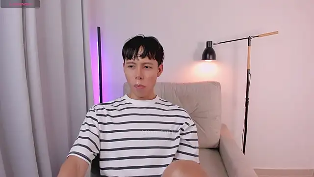 Snapshot of kim_lian21 chatting on 01/13/26, 02:50 kim lian21 online show from 01/13/26, 02:50