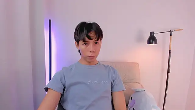 Snapshot of kim_lian21 chatting on 02/25/26, 03:10 kim lian21 online show from 02/25/26, 03:10