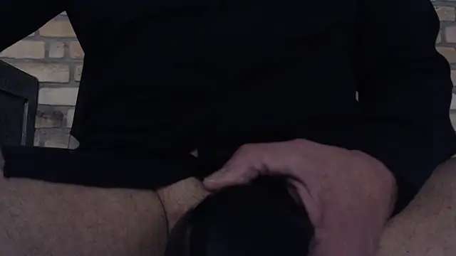 maik-daHouse online show from 01/19/25, 01:43