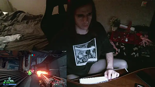 Snapshot of izilizi_23 chatting on 12/12/24, 07:15 izilizi 23 online show from 12/12/24, 07:15