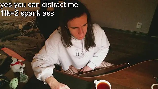 Snapshot of izilizi_23 chatting on 12/28/24, 03:15 izilizi 23 online show from 12/28/24, 03:15