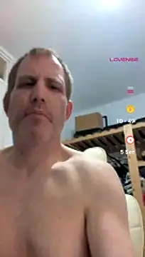 Snapshot of tall_guy323 chatting on 07/19/26, 04:44 tall guy323 online show from 07/19/26, 04:44