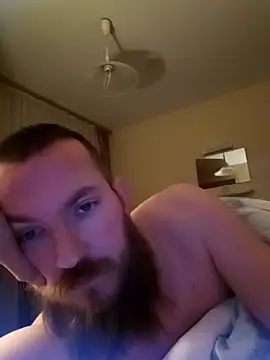 Snapshot of Klinsch chatting on 03/02/26, 07:10 Klinsch online show from 03/02/26, 07:10