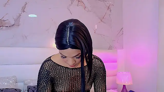 Snapshot of emily_lady20 chatting on 05/03/26, 12:22 emily lady20 online show from 05/03/26, 12:22