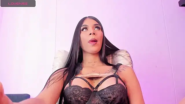 Snapshot of paulett_g chatting on 02/28/25, 08:39 paulett g online show from 02/28/25, 08:39