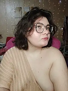 Snapshot of DenisHailey chatting on 03/29/26, 06:08 DenisHailey online show from 03/29/26, 06:08