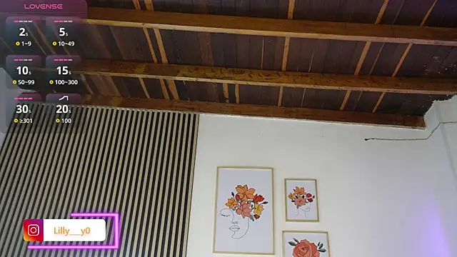 LillyDolls23 online show from 11/20/25, 12:49