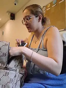 NaomiShimizu online show from 04/04/26, 07:33