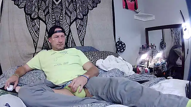 Snapshot of Obi-Spun-Kenobi chatting on 12/20/24, 05:47 Obi-Spun-Kenobi online show from 12/20/24, 05:47