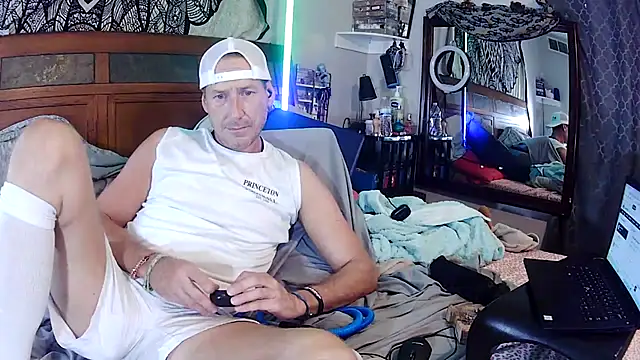 Snapshot of Obi-Spun-Kenobi chatting on 09/15/25, 11:16 Obi-Spun-Kenobi online show from 09/15/25, 11:16